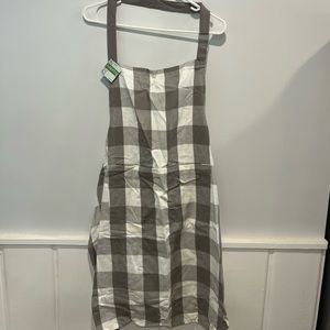 Checkered Never-Worn Apron